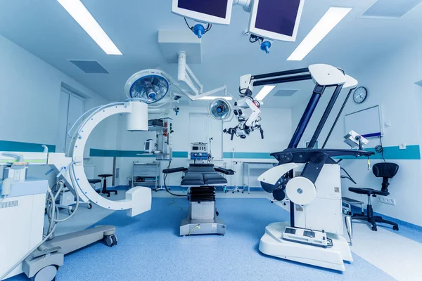 Equipamiento Moderno Quirófano Dispositivos Médicos Para Neurocirugía —  Fotos de Stock