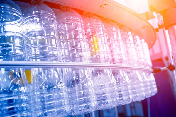 Djurförformer För Blåsning Plastflaskor Uppvärmningsprocess Högteknologi — Stockfoto