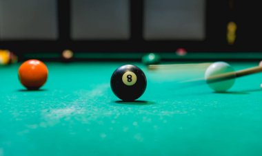 Bilardo masasında bilardo topları. Arkaplan