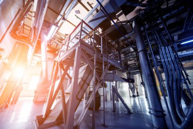 Modern doğal petrol fabrikası, endüstri geçmişi.