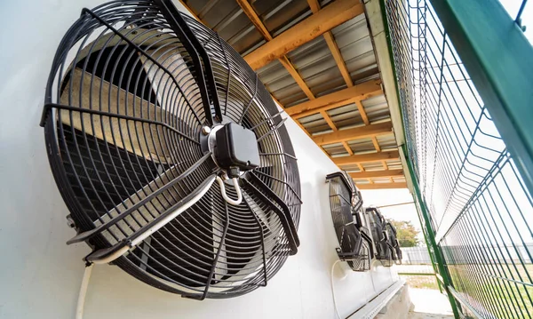 Ventilador Aire Acondicionado Industrial Metal Ventilador Fondo — Foto de Stock