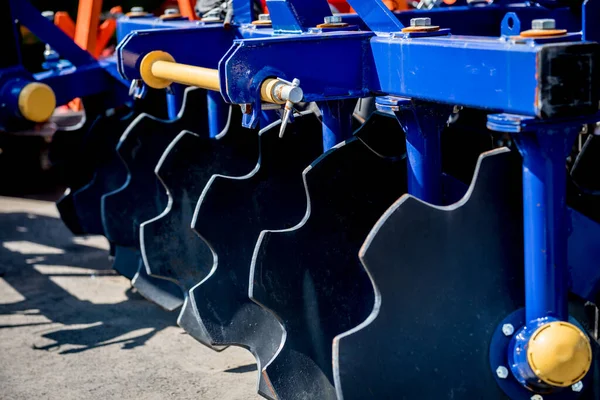 Moderne landbouwmachines en -uitrusting. Industriële gegevens. — Stockfoto