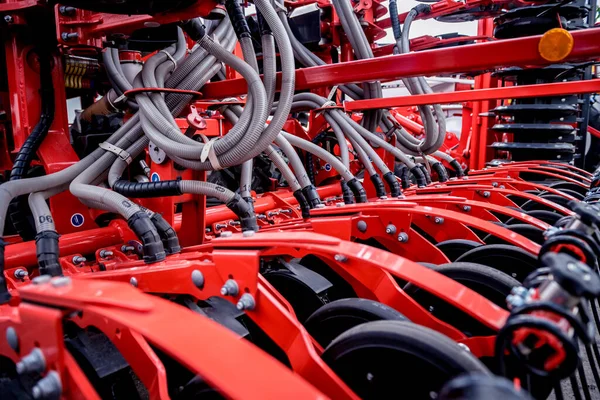 Moderne landbouwmachines en -uitrusting. Industriële gegevens. — Stockfoto