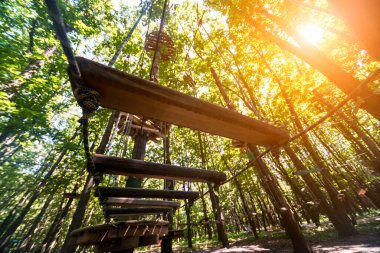 Ormandaki halat parkı. Macera Yaz Parkı.