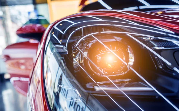 Faróis e detalhes do carro esporte vermelho — Fotografia de Stock