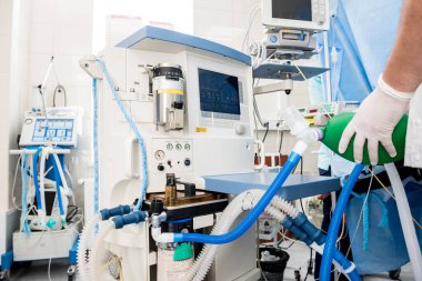 Ameliyathanede genel anestezi için ön oksijen