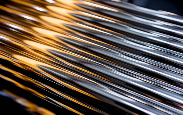Fondo abstracto de tubos de acero apilados en una plataforma —  Fotos de Stock