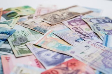 Farklı ülkelerin kağıt para geçmişi