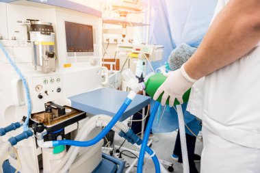 Ameliyathanede genel anestezi için ön oksijen