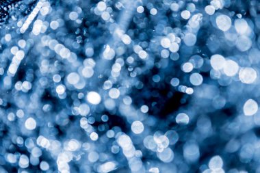 CNC değirmen makinesinden metal traşı