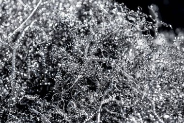 CNC değirmen makinesinden metal traşı