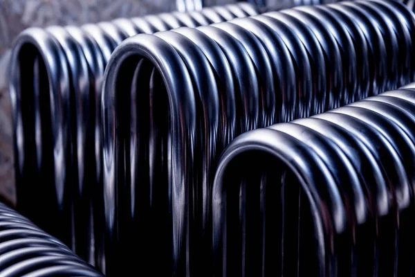 Contexte industriel abstrait de la construction de tuyaux métalliques. — Photo