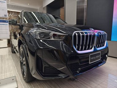 BANGKOK, THAILAND - 20 AĞUSTOS 2025 Şık BMW Araba Sunumu.