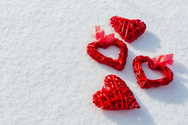 Rode Harten Glinsterende Sneeuw Het Thema Van Dag Van Vilentine — Stockfoto