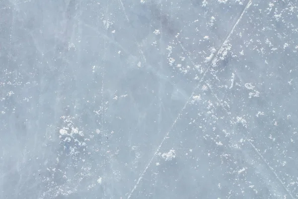 冰的背景与分数从滑冰和曲棍球 冰球溜冰场划痕表面 — 图库照片