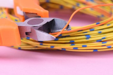 Elektrikçi ve kablolar için Araçlar