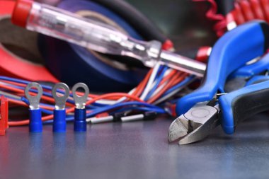 Elektrikli el aletleri ve aksesuarları