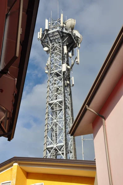 Телекомунікаційна Вежа Міському Просторі Технології Язку — стокове фото