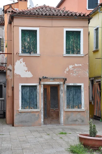 Vooraanzicht Van Oud Huis Het Venetiaanse Eiland Burano — Stockfoto