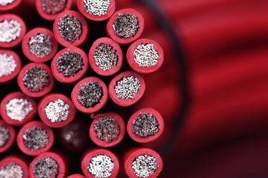 Elektrik kablolarının yakın plan detayları