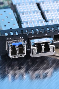 Internet şeyler Fiber optik cihazlar, bilgi teknolojisi 