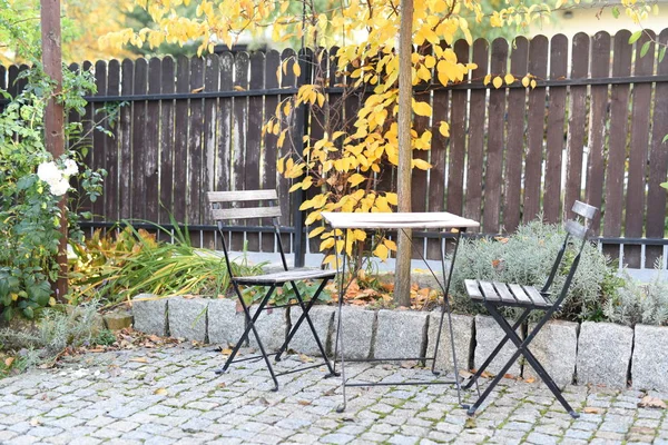 Chairs Table Autumn Abandoned Garden — Stock Photo, Image