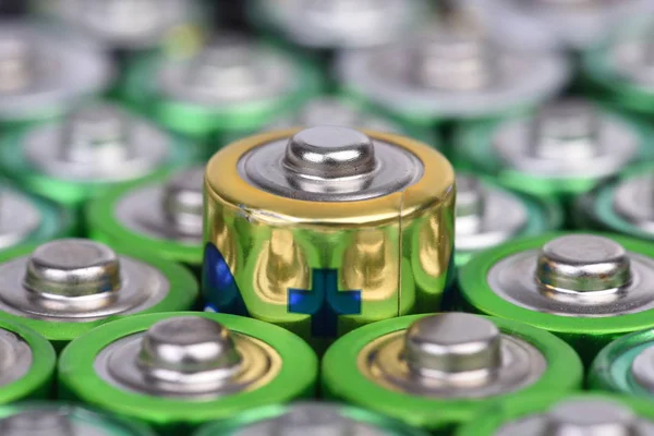 Macro Van Alkaline Batterijen Met Selectieve Aandacht Één Met Positief — Stockfoto