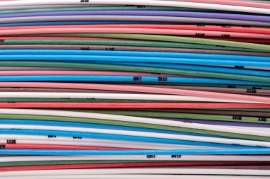 Arka plan olarak renkli telekomünikasyon kablo
