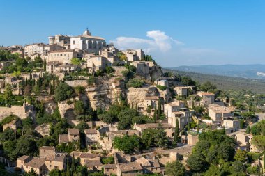 Gordes Provence Fransa'nın en çok ziyaret edilen köyü
