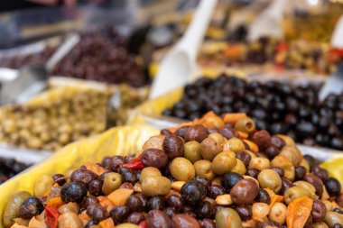 Yakın çekim zeytin, Aix-en-Provence, Fransa sokak pazarı