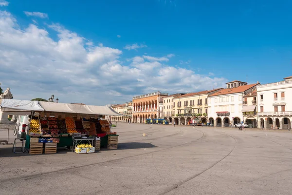 Street Market Padova Prato Della Valle — Stock Photo, Image