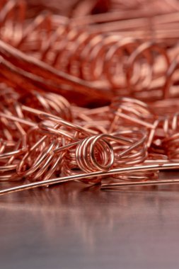 Metalik yüzey, hammadde Metaller Sanayi ve borsa konsepti üzerinde hurda bakır tel