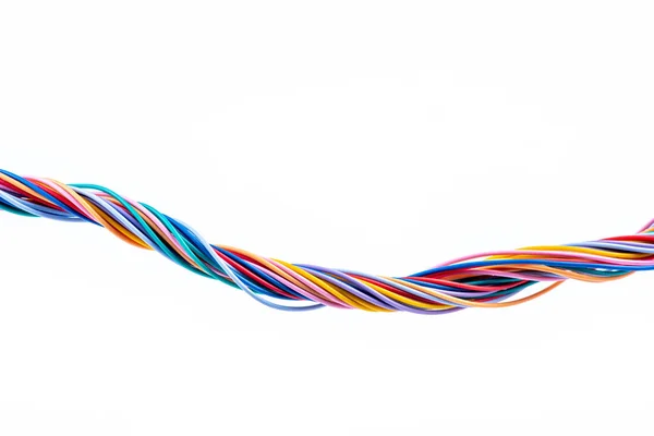 白色背景上隔离的彩色电缆丝 — 图库照片