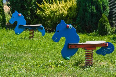 Çocuklar için Boş Yeşil Oyun Bahçesi