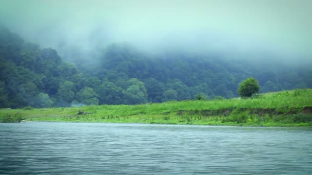 Nebbia mattutina sul fiume Dniester — Video Stock