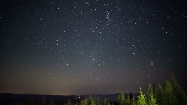 공간 Astrophotography 시간 경과 선회 하는 별 하늘 — 비디오