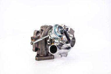 Araba turbocompressor bir izole studio beyaz arka plan üzerinde