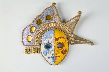 Karnaval maskesi