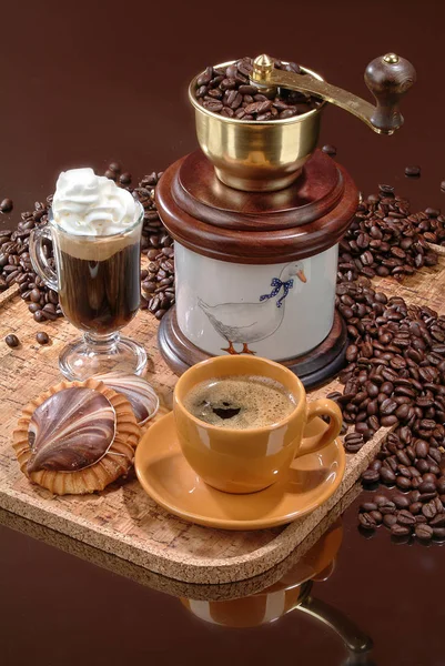 Kávé és édes — Stock Fotó
