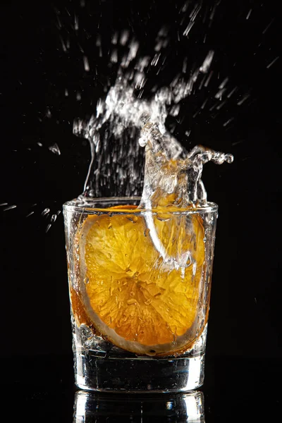 Cam, Turuncu, Buz Ve Sıçramalar