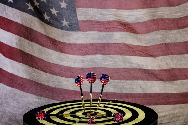 Крытая Игра Дартс Американский Флаг Фоне Студии — стоковое фото