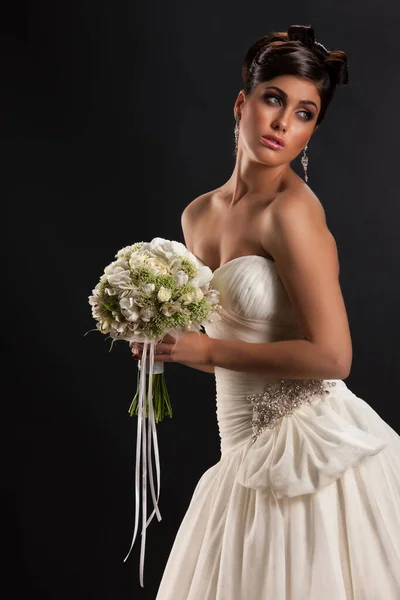 Jovem Mulher Bonita Vestido Noiva Fundo Estúdio Preto — Fotografia de Stock