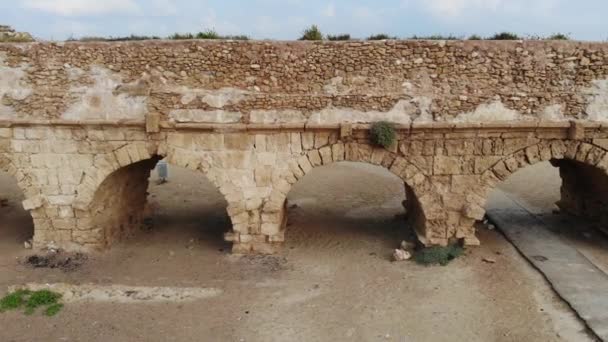 Antigo Aqueduto Romano Praia Cesareia — Vídeo de Stock