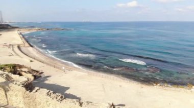 Eski eserler Ulusal arkeolojik park Caesaria'da