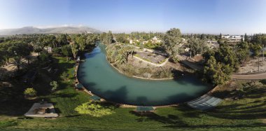 Amal nehri, Beit Shean vadisindeki Nir David 'in kibbutzundan akar.