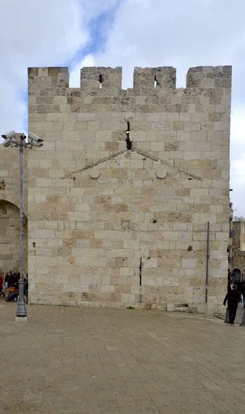 ヤッファ門のエルサレム旧市街の壁 — ストック写真