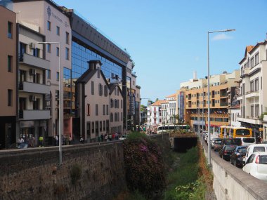 Funchal, Portekiz 'in Madeira Adası özerkliğinin başkentidir.