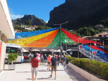 Madeira Adası 'ndaki Eira do Serrado köyündeki Katolik festivali