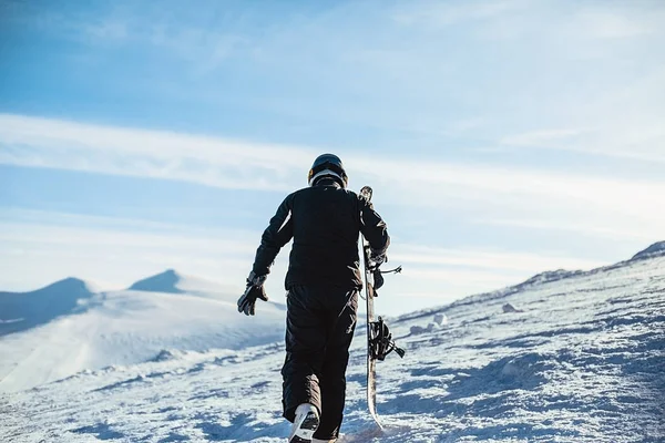 Back Portrait Man Snowboard Mountains — 스톡 사진