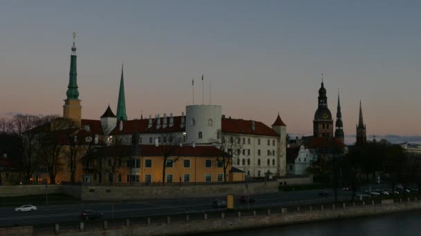 Riga Ciudad Vieja Skyline — Vídeo de stock